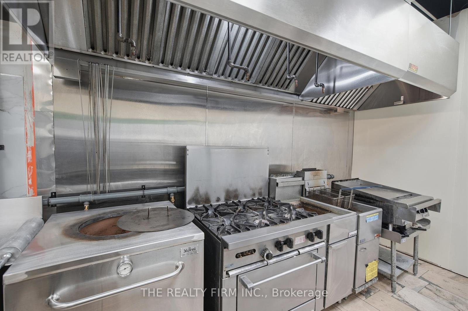 1 - 2295 Wharncliffe Road S, London South, Ontario  N6P 1S7 - Photo 15 - X12993164