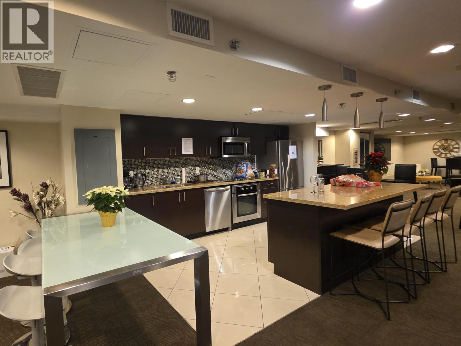 803 162 Victory Ship Way, North Vancouver, British Columbia  V7L 0B4 - Photo 16 - R3073885