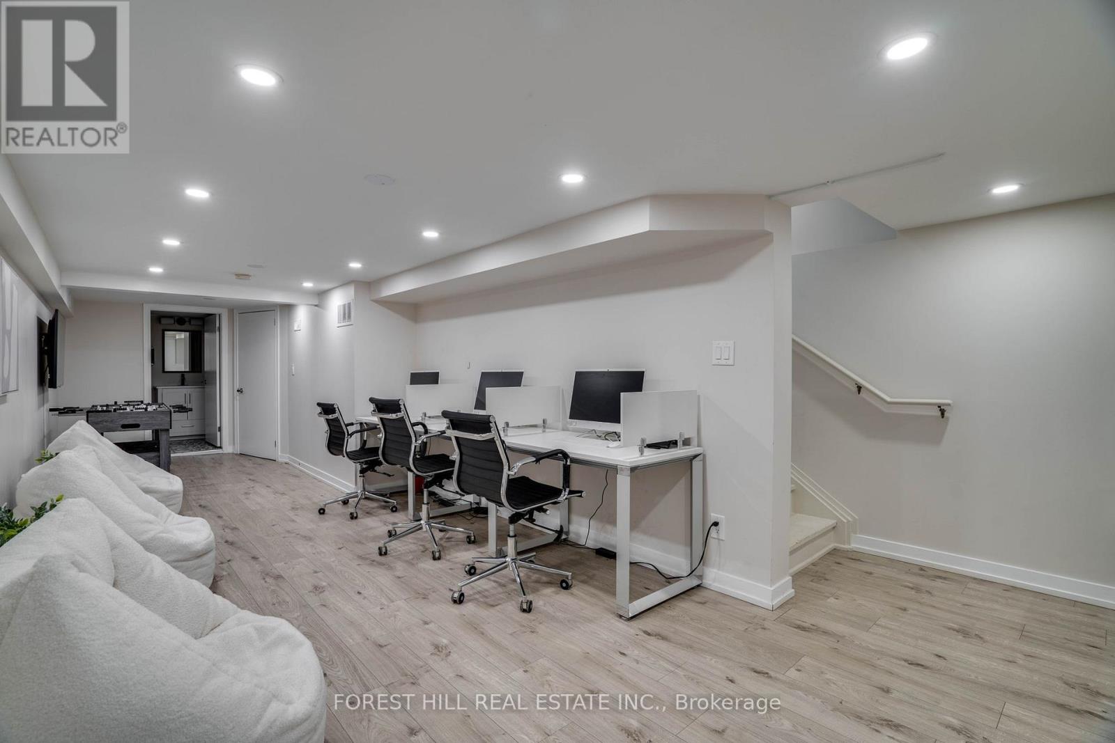 659 St Clair Avenue W, Toronto, Ontario M6K 0G7 - Photo 30 - C12993178