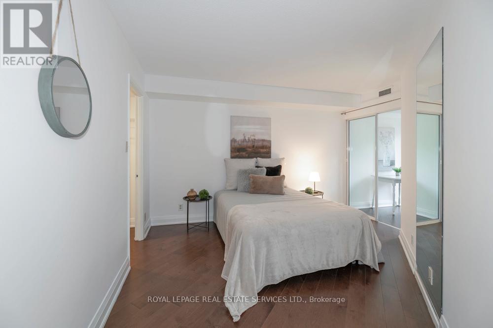 320 - 711 Bay Street, Toronto, Ontario  M5G 2J8 - Photo 12 - C12993234