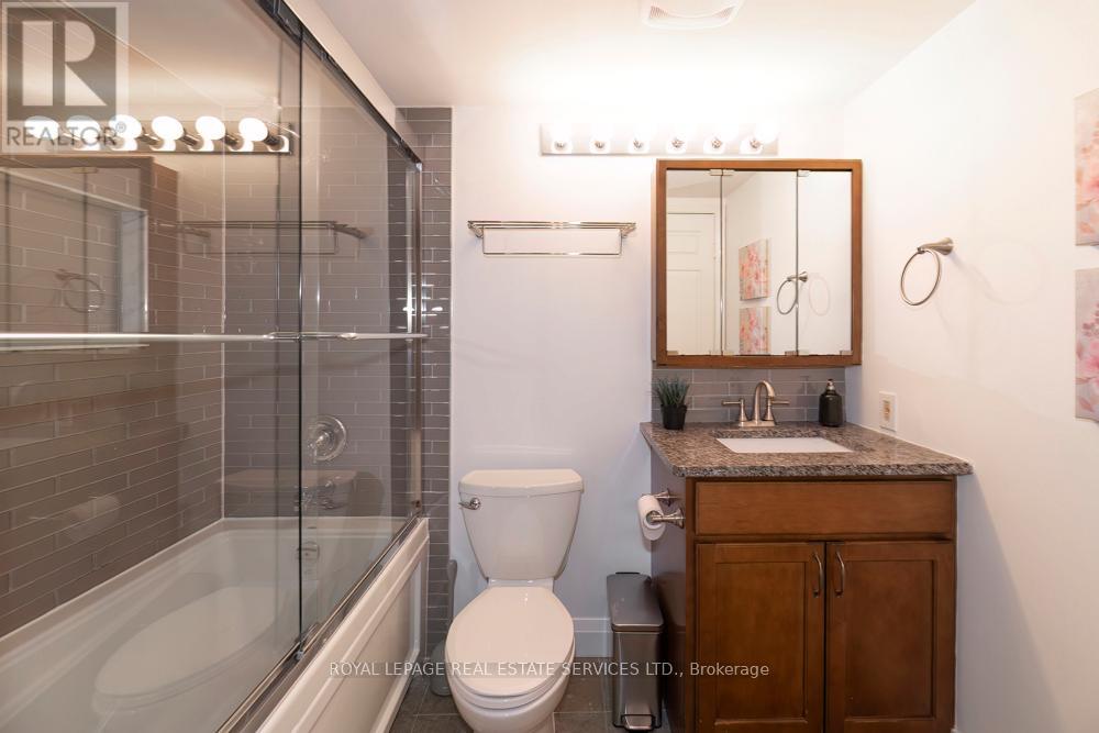 320 - 711 Bay Street, Toronto, Ontario  M5G 2J8 - Photo 14 - C12993234