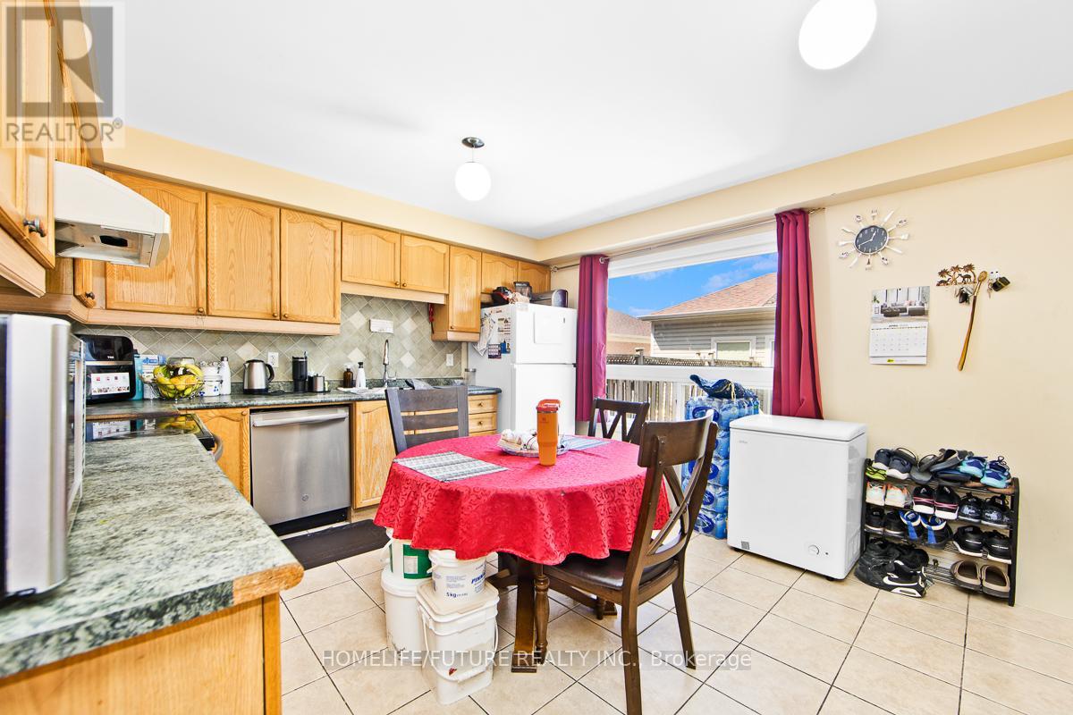 94 Staines Road, Toronto, Ontario  M1X 1Y9 - Photo 7 - E12993210