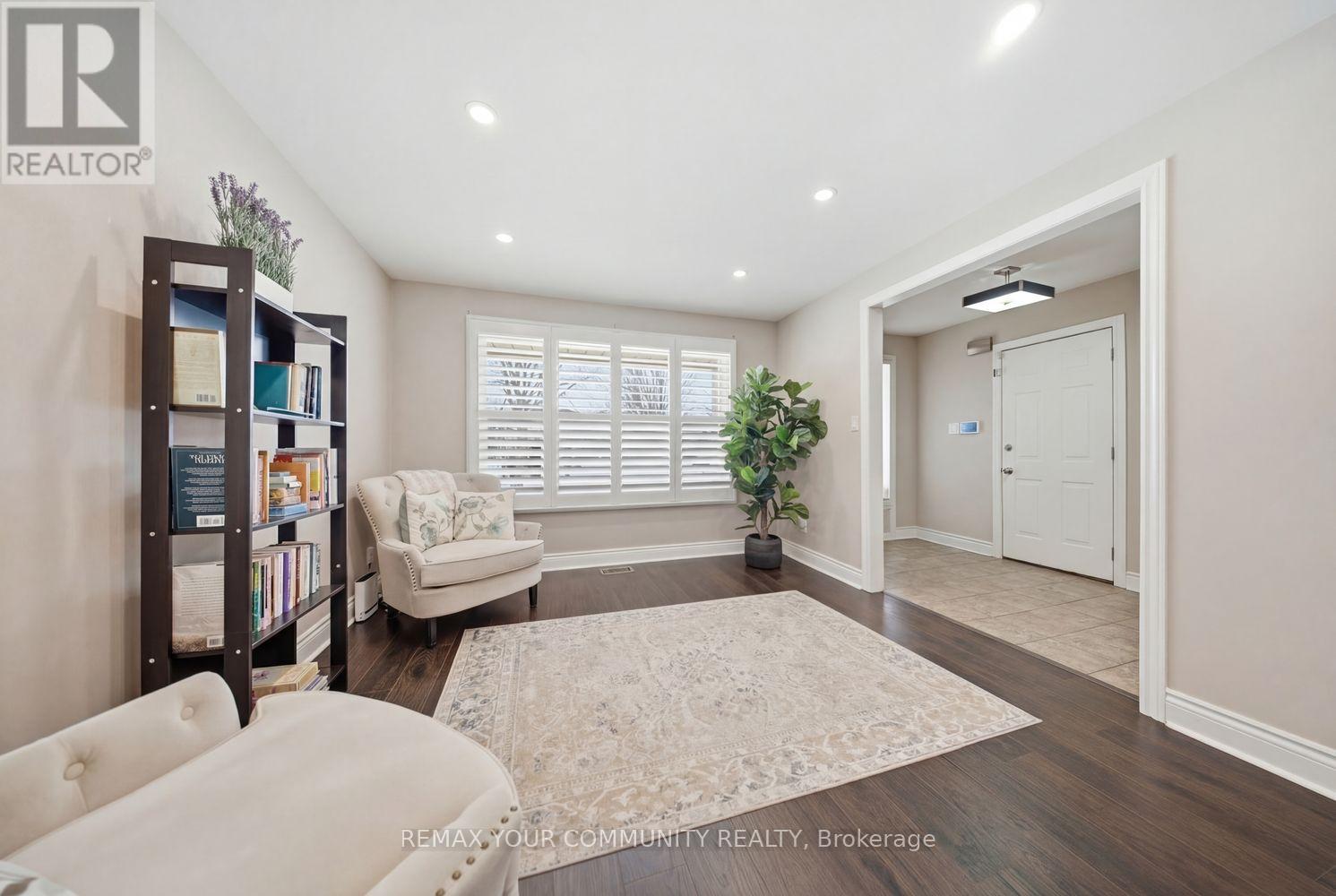 857 Copperfield Drive, Oshawa, Ontario  L1K 1S3 - Photo 7 - E12993236