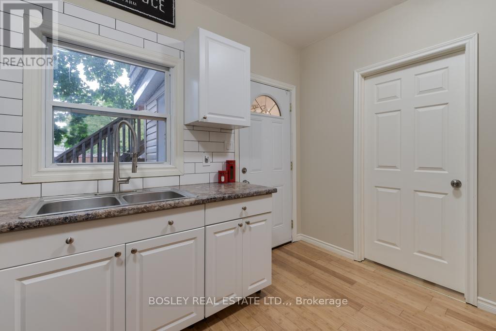 29 Russell Avenue, St. Catharines, Ontario  L2R 1V4 - Photo 10 - X12993200