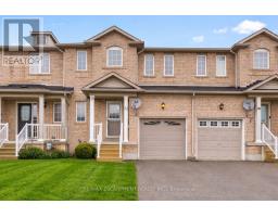 32 ADMIRAL CRESCENT, Essa, Ontario