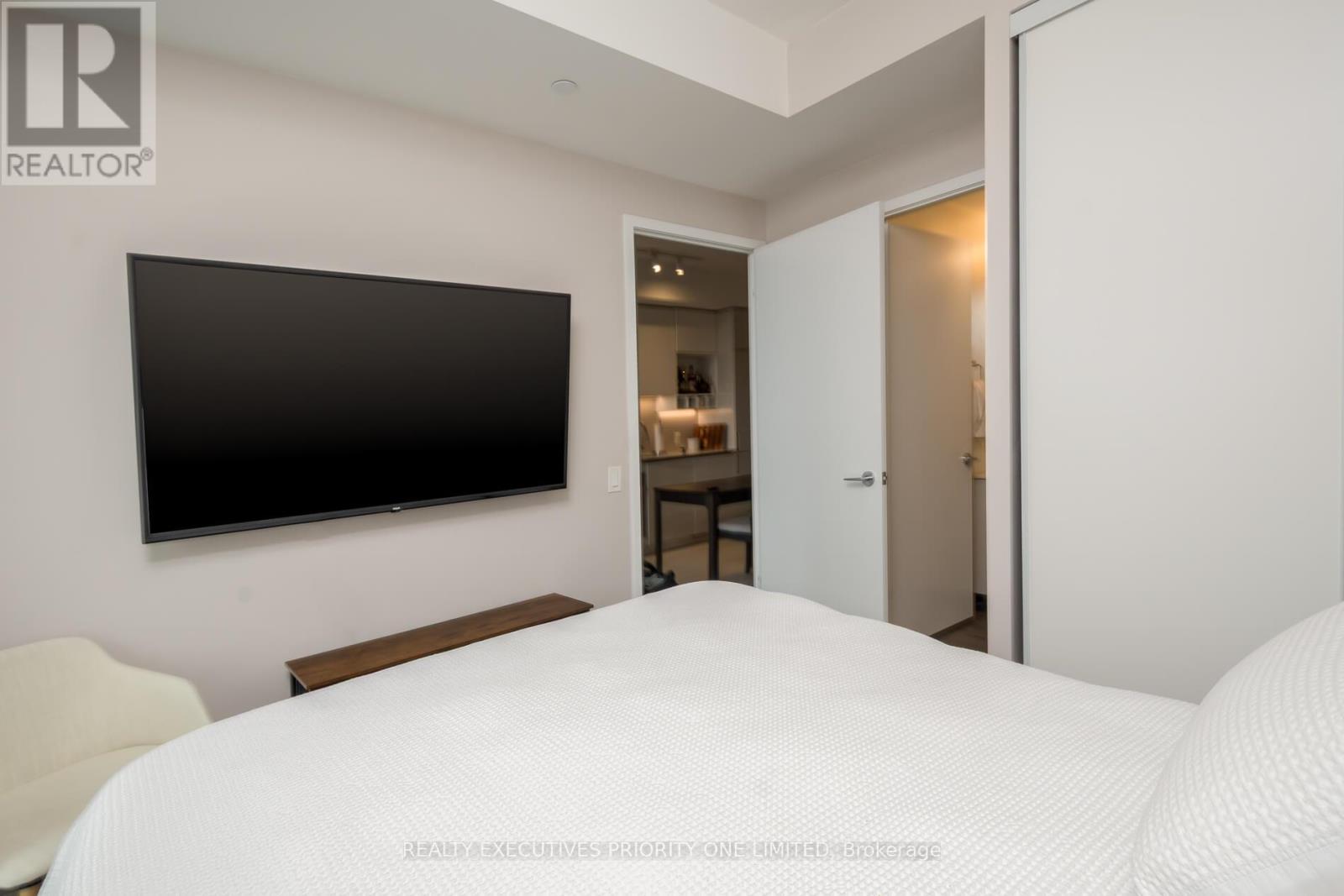 5606 - 5 Buttermill Avenue, Vaughan, Ontario  L4K 0J5 - Photo 19 - N12993218