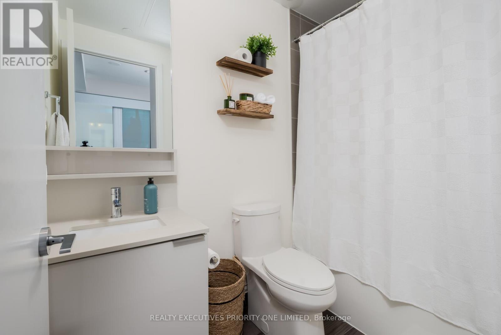 5606 - 5 Buttermill Avenue, Vaughan, Ontario  L4K 0J5 - Photo 21 - N12993218