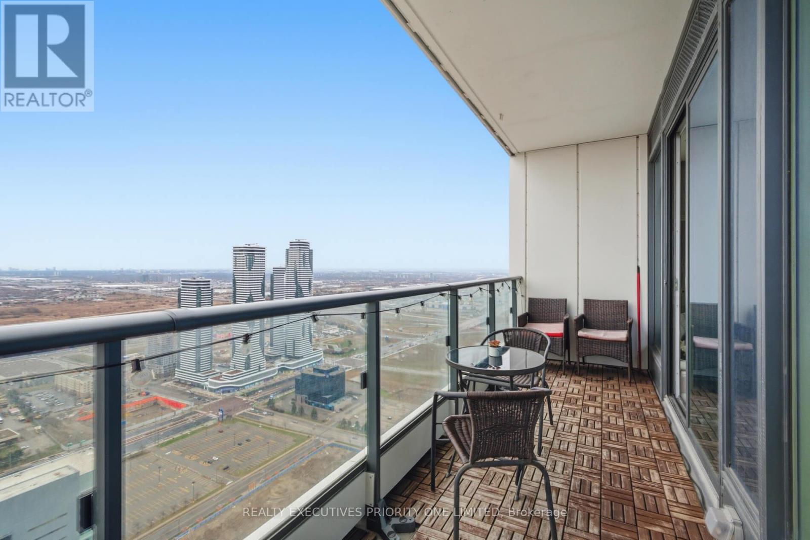 5606 - 5 Buttermill Avenue, Vaughan, Ontario  L4K 0J5 - Photo 28 - N12993218