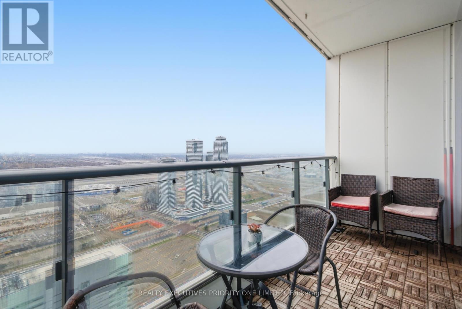 5606 - 5 Buttermill Avenue, Vaughan, Ontario  L4K 0J5 - Photo 31 - N12993218