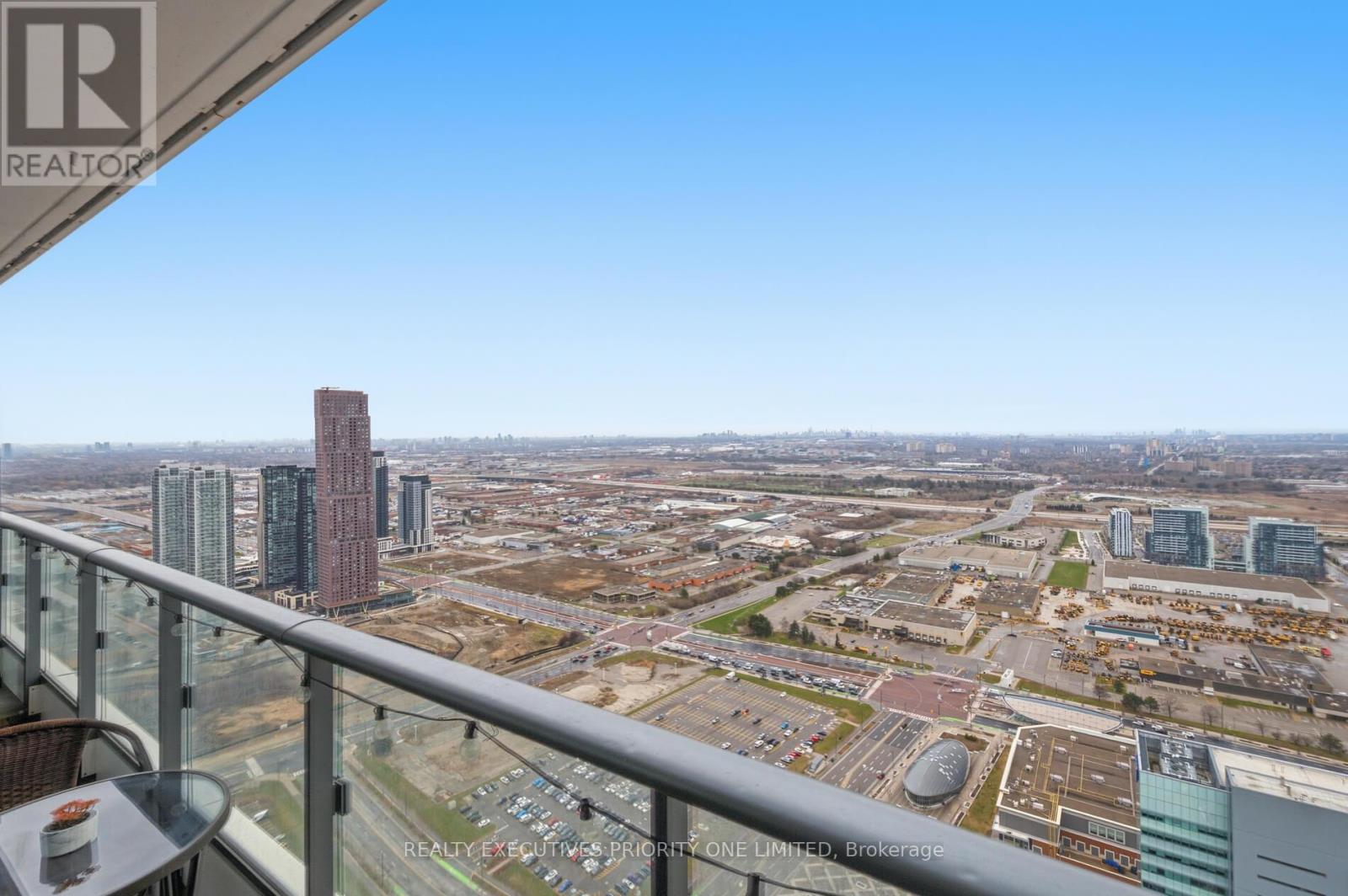 5606 - 5 Buttermill Avenue, Vaughan, Ontario  L4K 0J5 - Photo 32 - N12993218