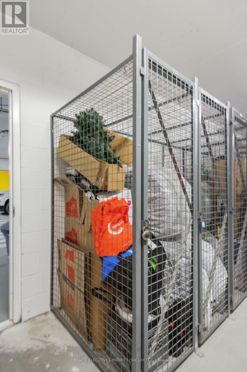 5606 - 5 Buttermill Avenue, Vaughan, Ontario  L4K 0J5 - Photo 34 - N12993218