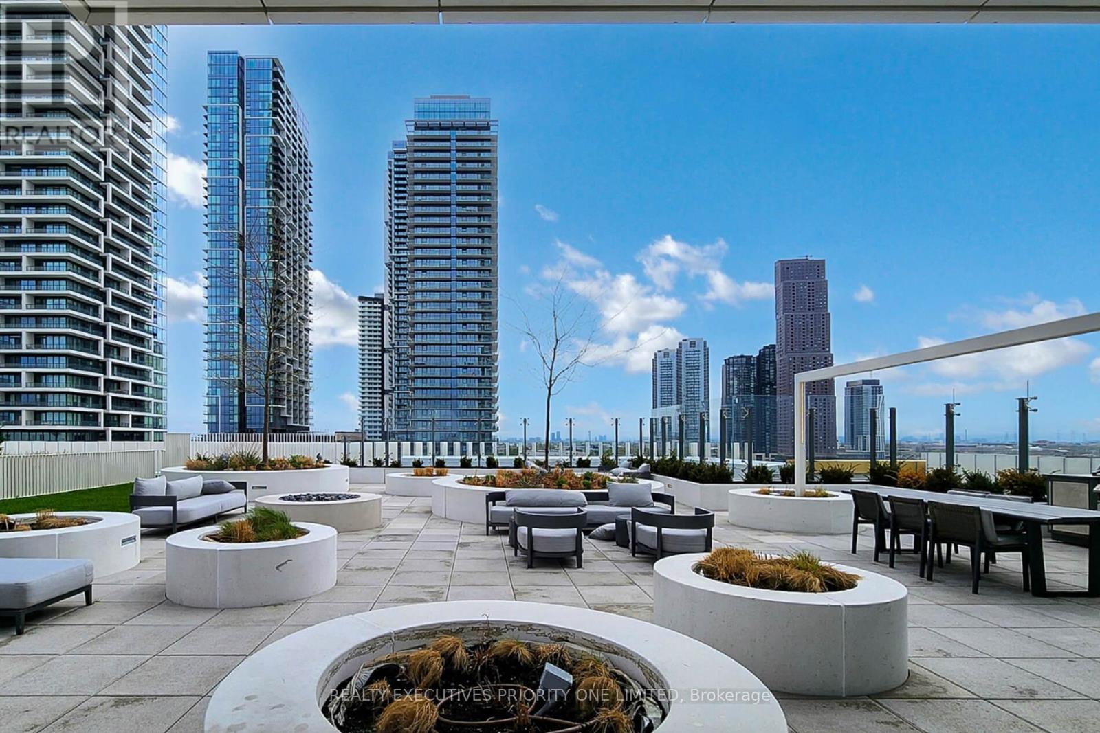 5606 - 5 Buttermill Avenue, Vaughan, Ontario  L4K 0J5 - Photo 40 - N12993218