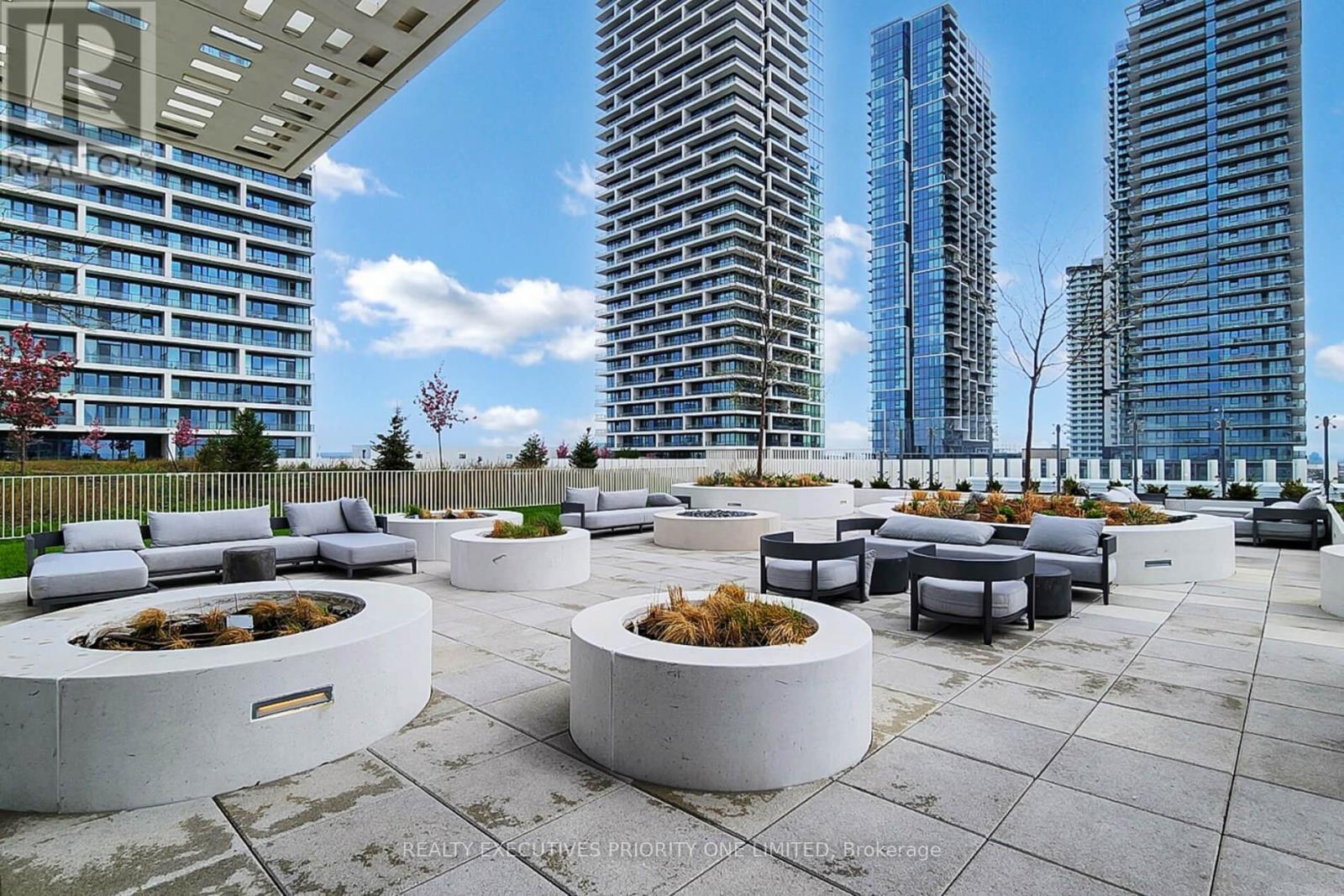 5606 - 5 Buttermill Avenue, Vaughan, Ontario  L4K 0J5 - Photo 42 - N12993218