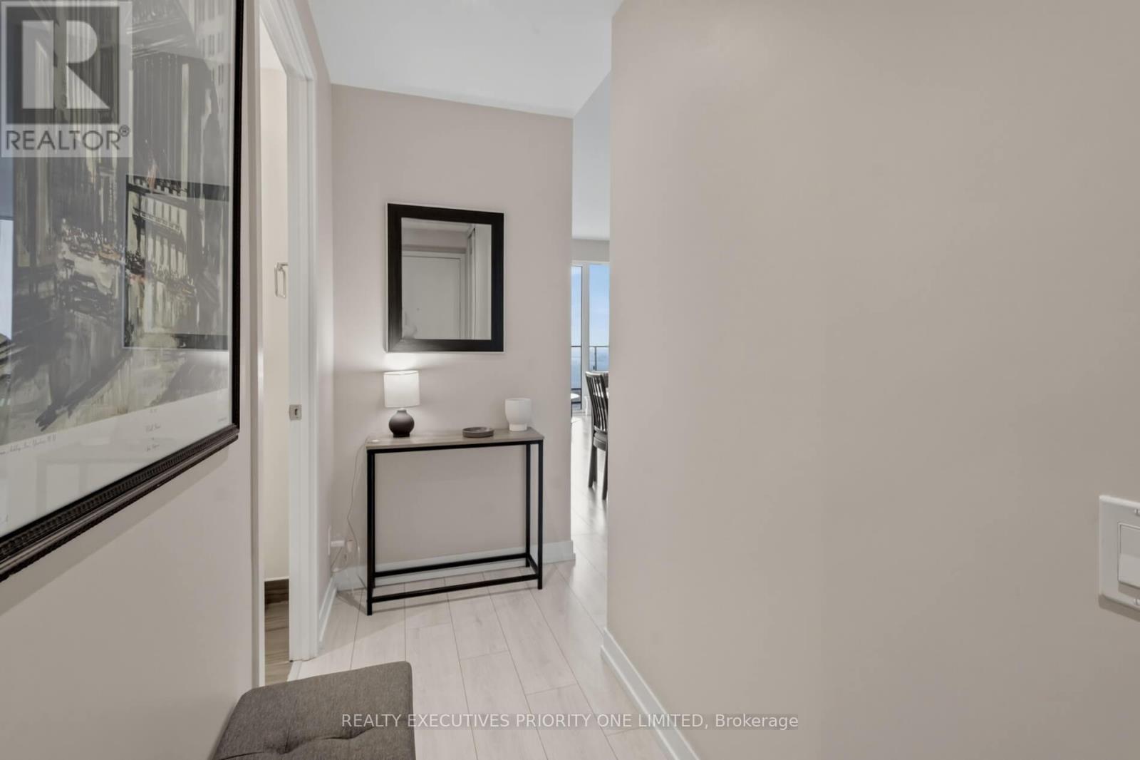 5606 - 5 Buttermill Avenue, Vaughan, Ontario  L4K 0J5 - Photo 7 - N12993218