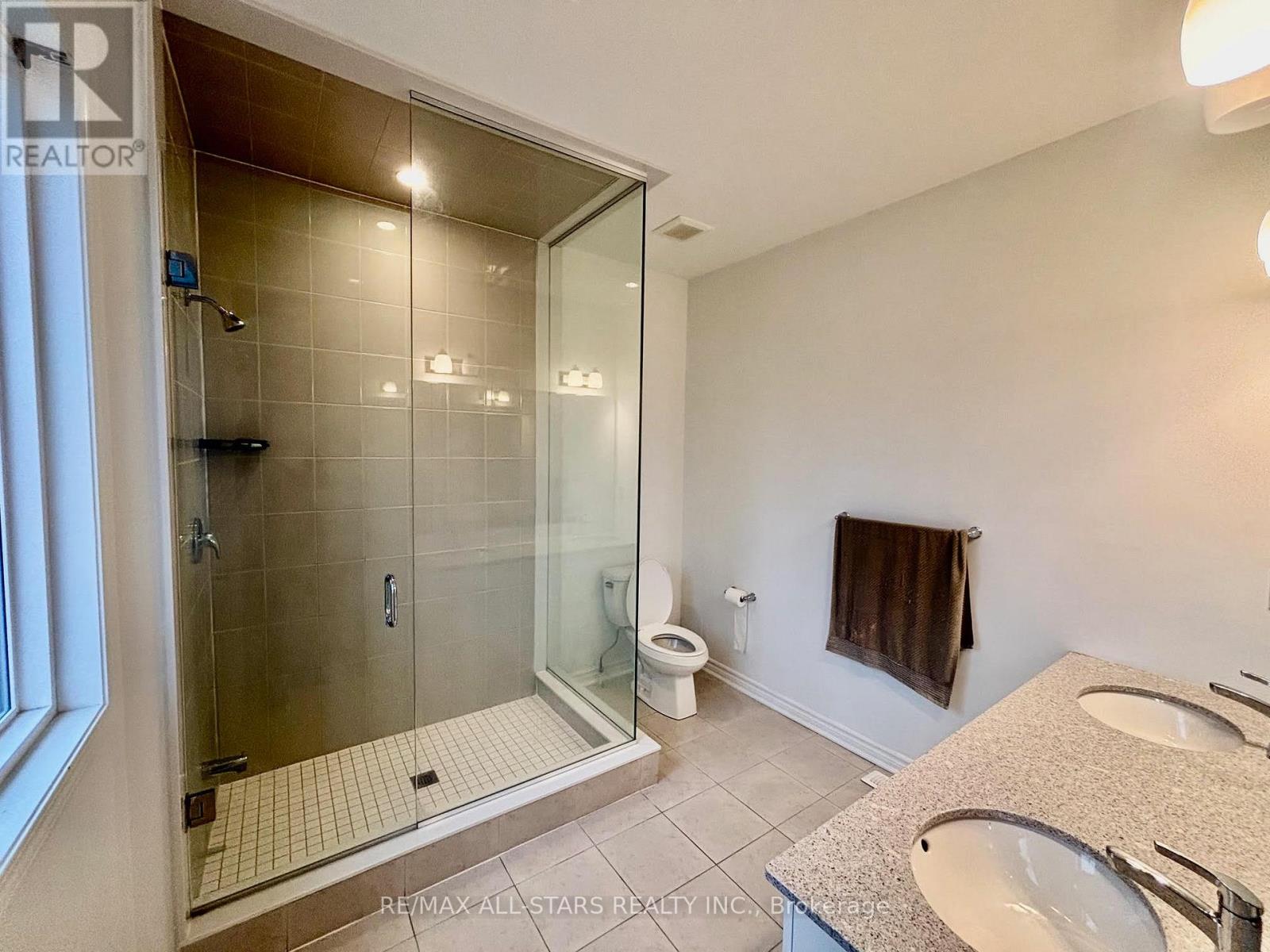 45 Ennerdale Street, Barrie, Ontario  L9J 0G5 - Photo 14 - S12993188