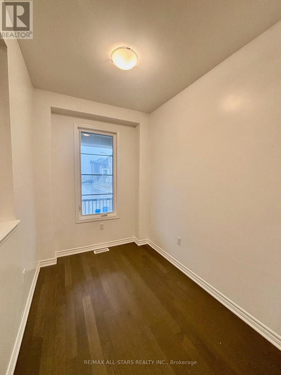 45 Ennerdale Street, Barrie, Ontario  L9J 0G5 - Photo 3 - S12993188