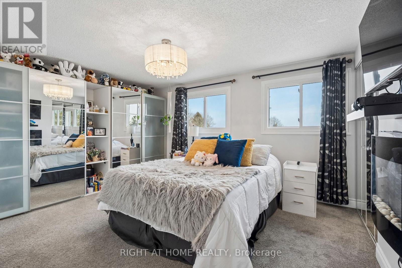 56 Hemingway Crescent, Barrie, Ontario  L4N 5G1 - Photo 21 - S12993196