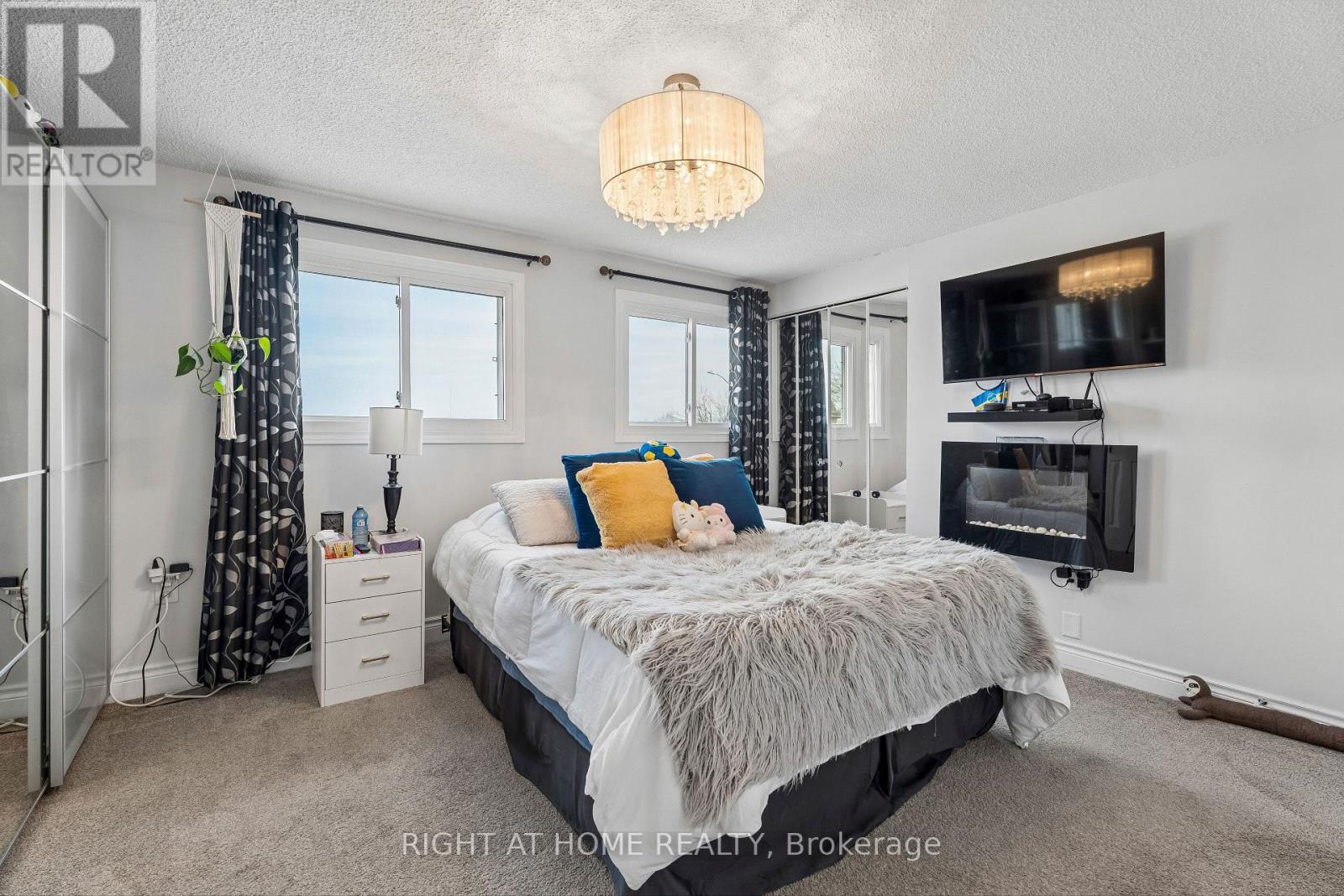 56 Hemingway Crescent, Barrie, Ontario  L4N 5G1 - Photo 23 - S12993196