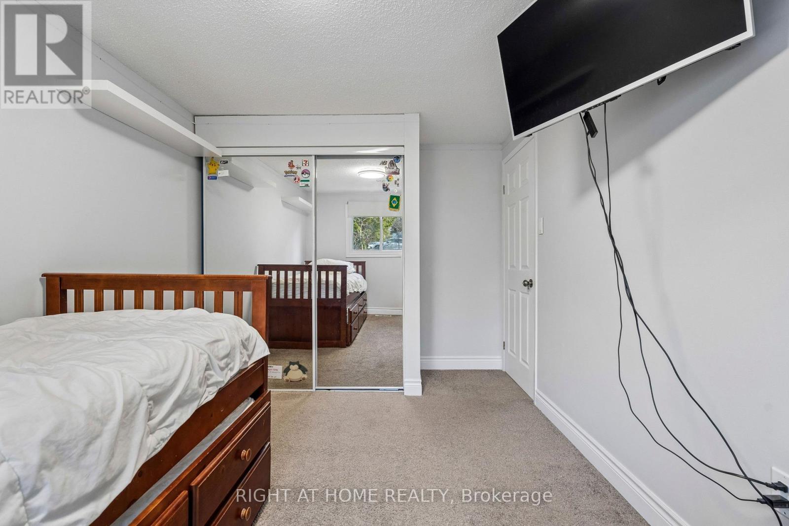 56 Hemingway Crescent, Barrie, Ontario  L4N 5G1 - Photo 27 - S12993196