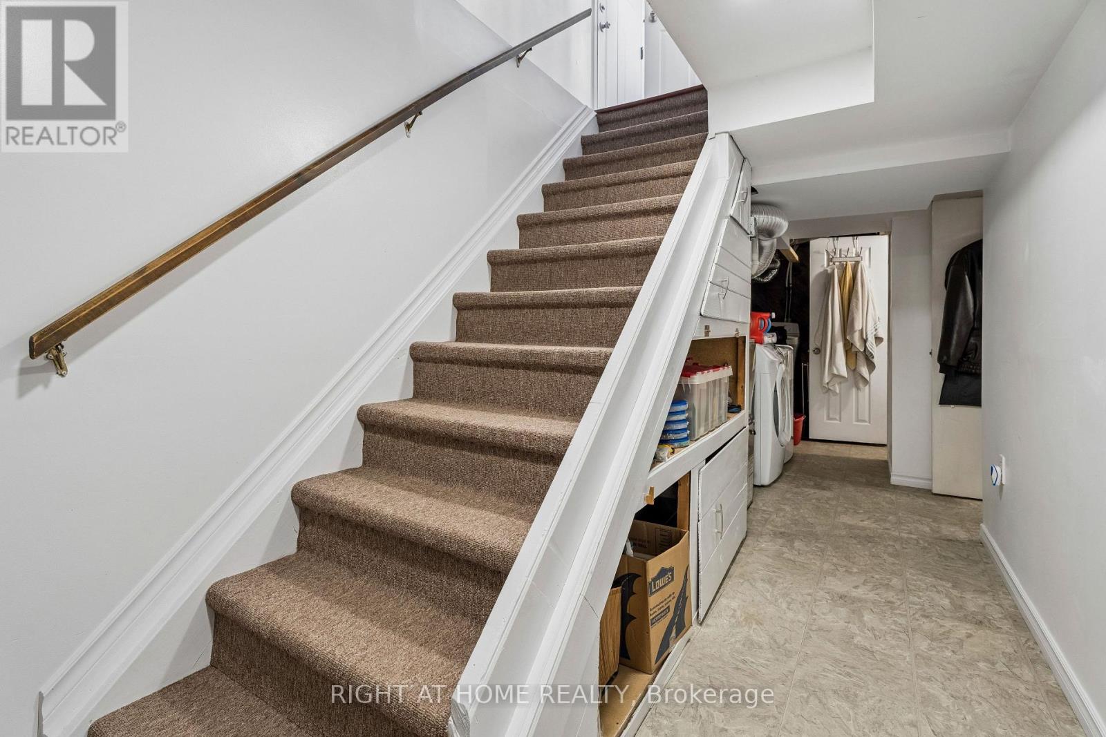 56 Hemingway Crescent, Barrie, Ontario  L4N 5G1 - Photo 32 - S12993196