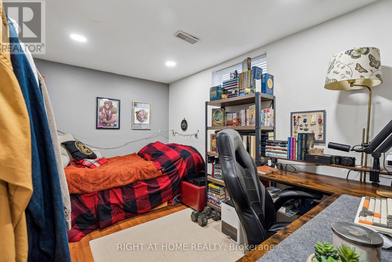 56 Hemingway Crescent, Barrie, Ontario  L4N 5G1 - Photo 35 - S12993196