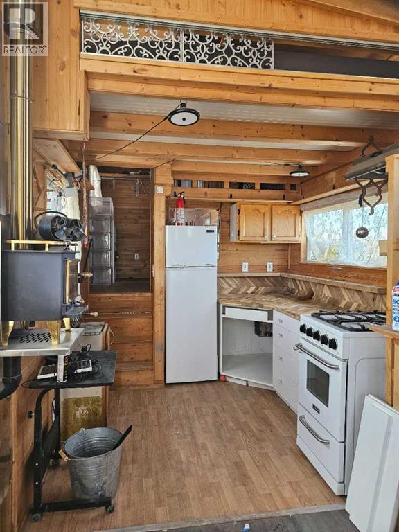 117 1 Street S, Queenstown, Alberta  T0L 1L0 - Photo 6 - A2262030