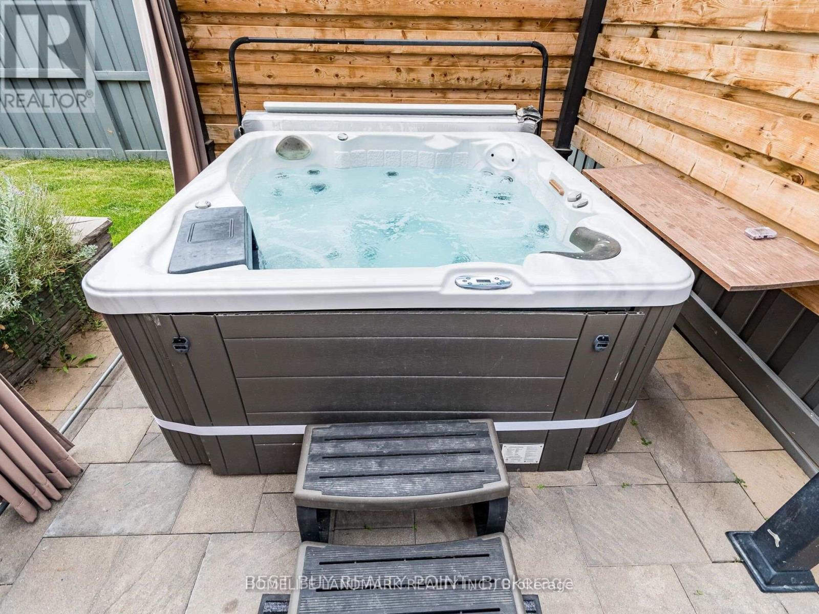 211 Leiterman Drive, Milton, Ontario  L9T 8B8 - Photo 30 - W12993186