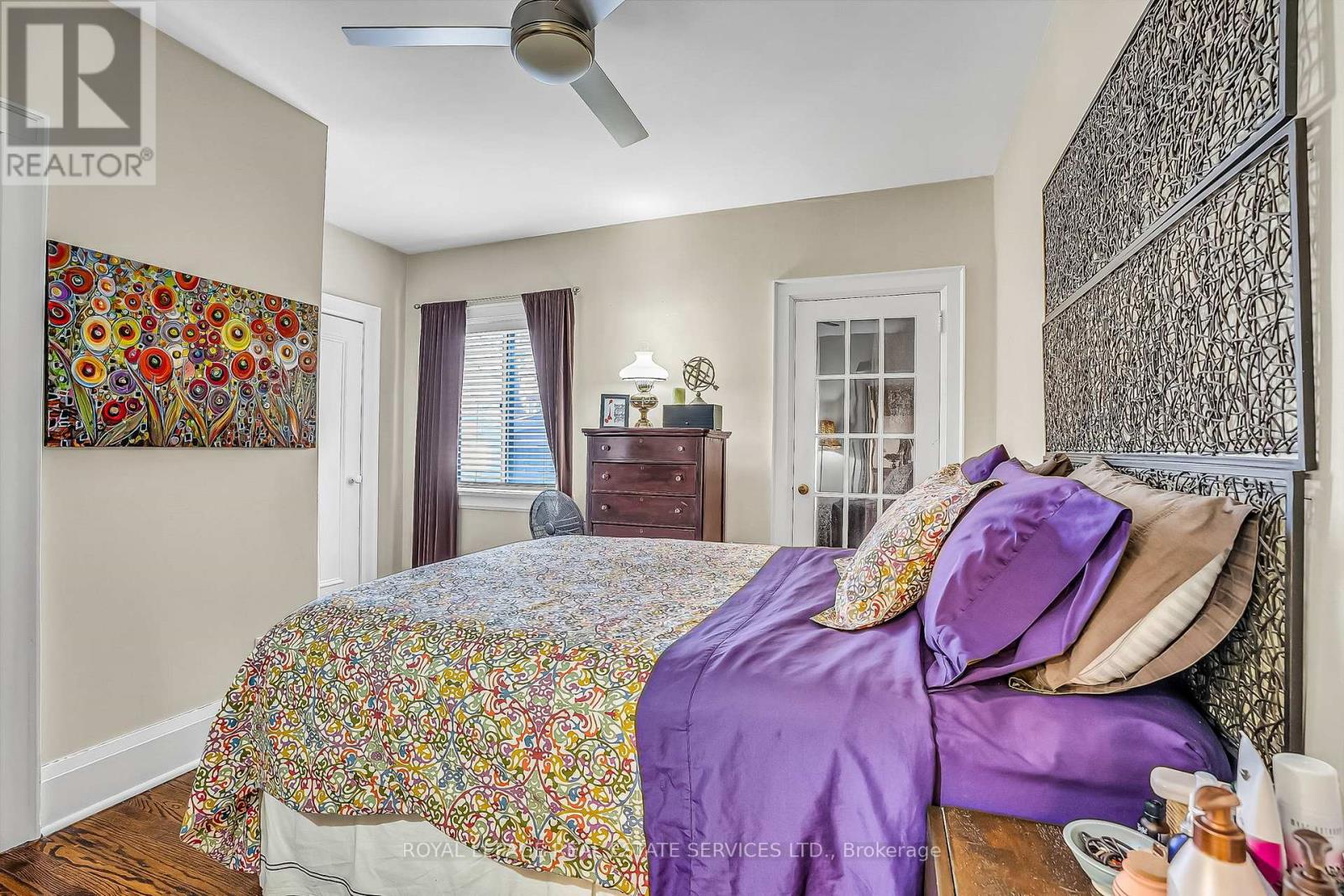 393* Willard Avenue, Toronto, Ontario  M6S 3R4 - Photo 12 - W12993226