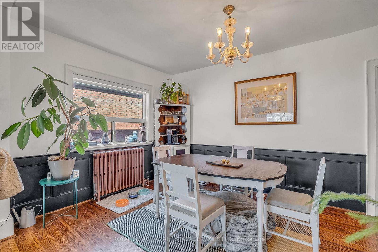 393* Willard Avenue, Toronto, Ontario  M6S 3R4 - Photo 18 - W12993226