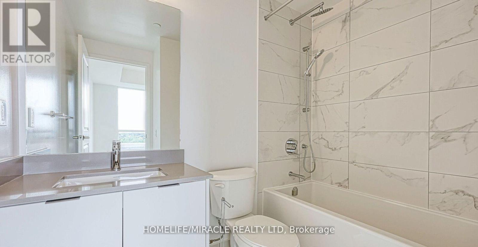 801 - 202 Burnhamthorpe Road E, Mississauga, Ontario  L5A 0B2 - Photo 24 - W12993230