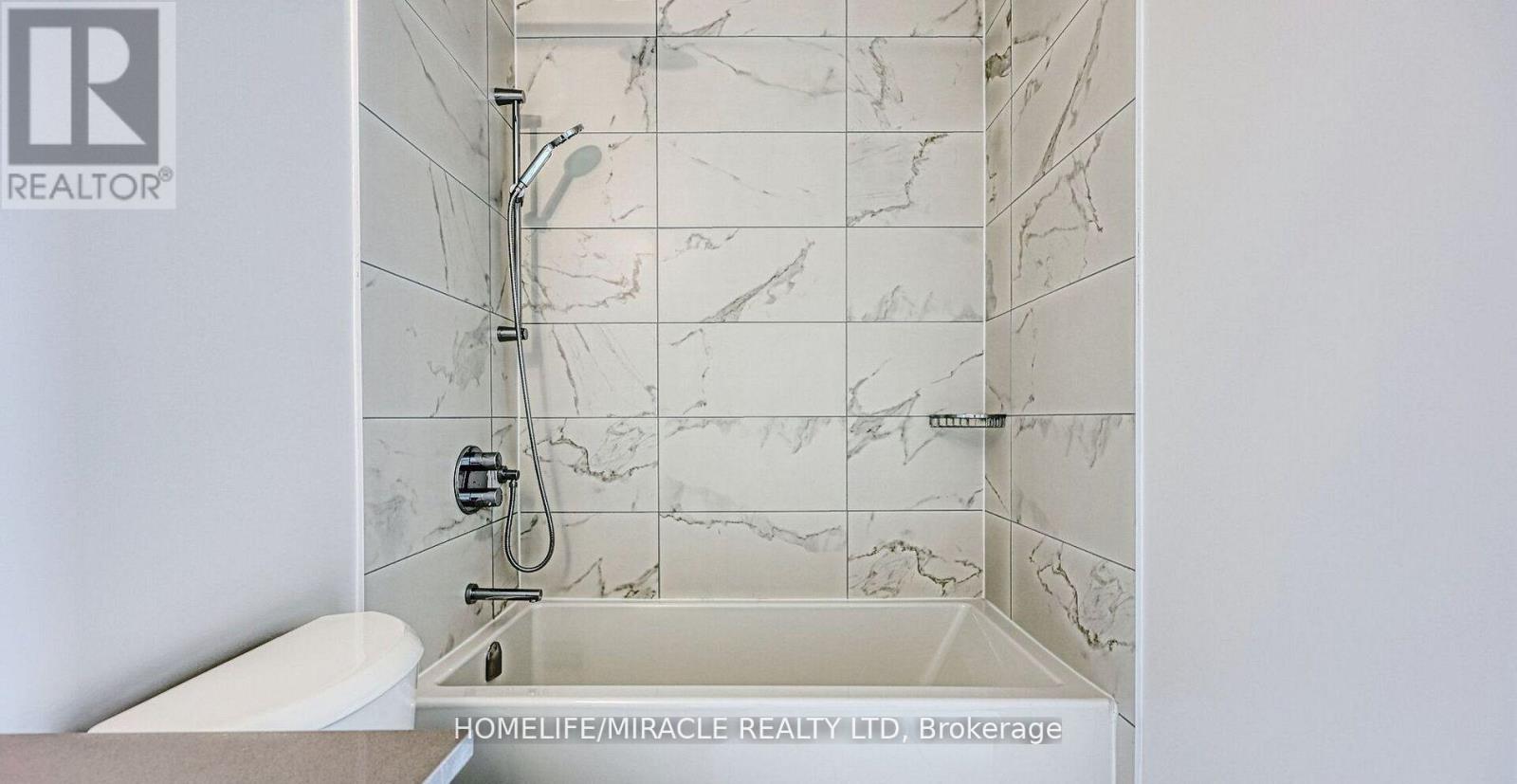 801 - 202 Burnhamthorpe Road E, Mississauga, Ontario  L5A 0B2 - Photo 27 - W12993230