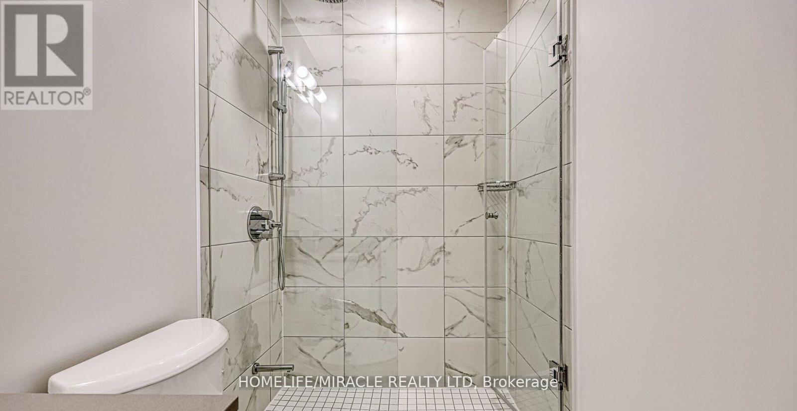 801 - 202 Burnhamthorpe Road E, Mississauga, Ontario  L5A 0B2 - Photo 29 - W12993230