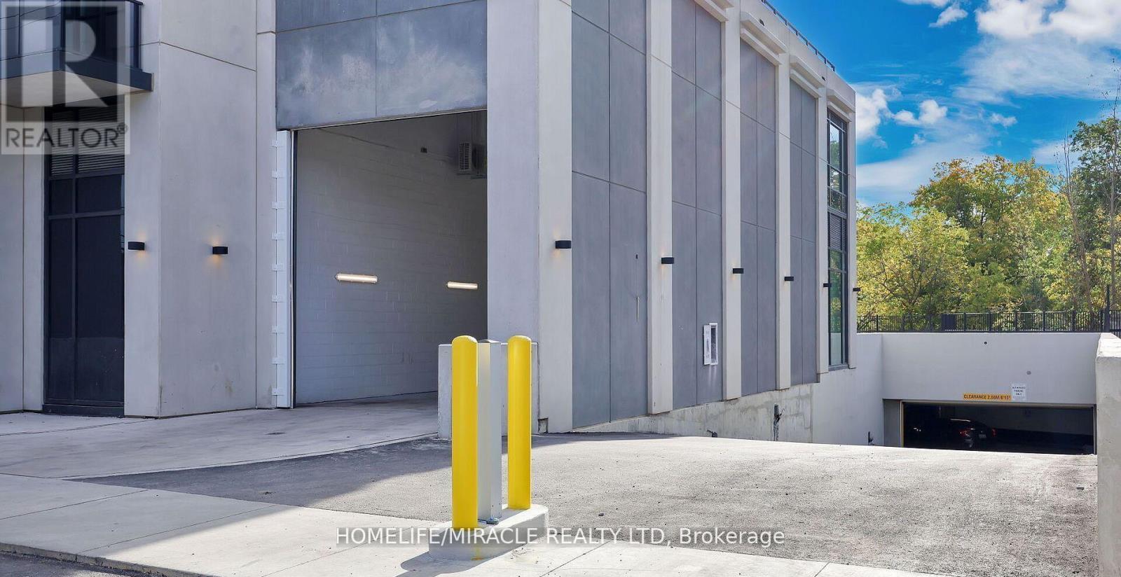 801 - 202 Burnhamthorpe Road E, Mississauga, Ontario  L5A 0B2 - Photo 33 - W12993230