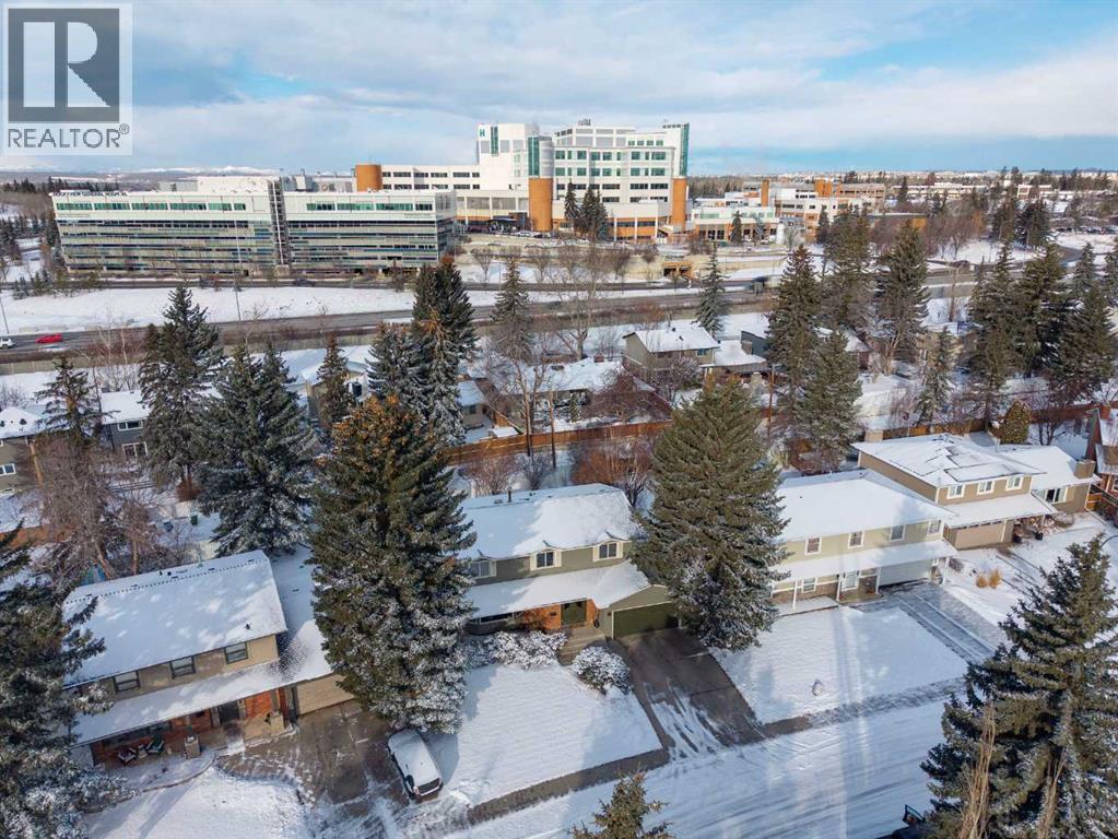 7312 Kananaskis Drive SW, Calgary, Alberta  T2V 2N2 - Photo 2 - A2293281