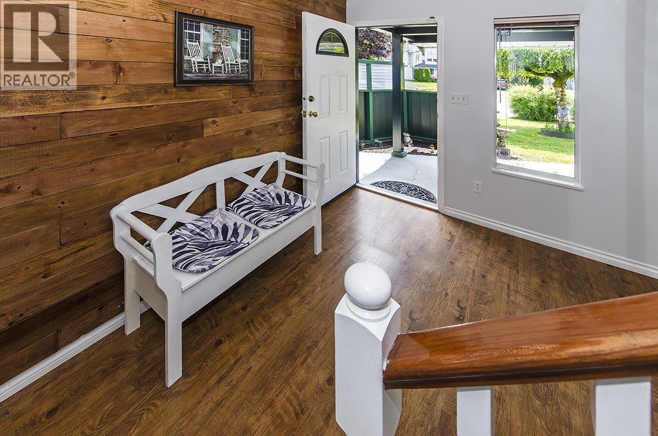 649 Pender Place, Port Coquitlam, British Columbia  V3B 7M2 - Photo 4 - R3110410