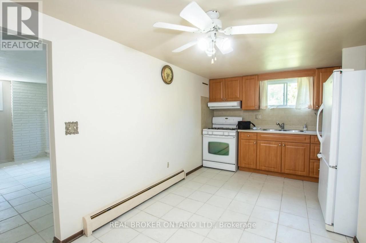 260 Bruce Street, Brantford, Ontario N3S 4Z9 - Photo 15 - X12993220