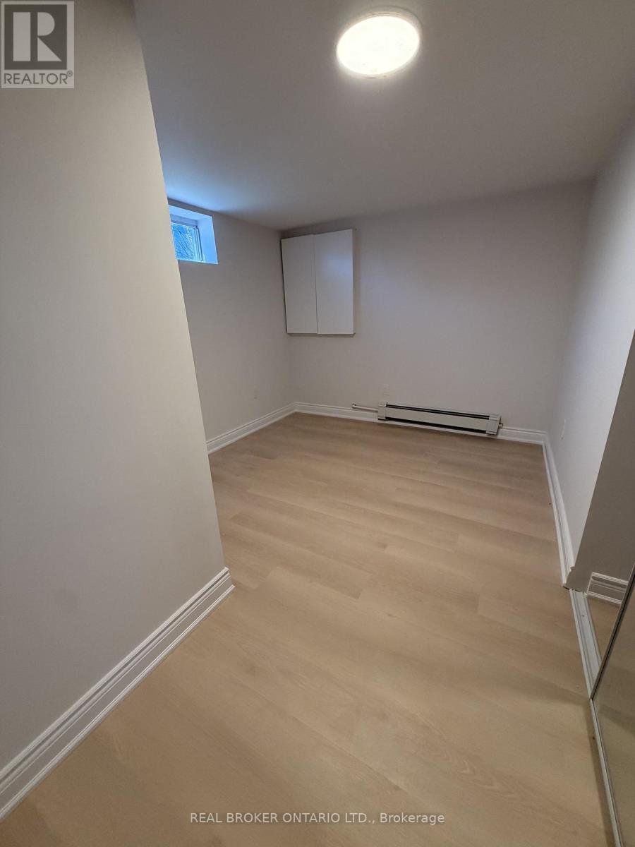 260 Bruce Street, Brantford, Ontario N3S 4Z9 - Photo 17 - X12993220