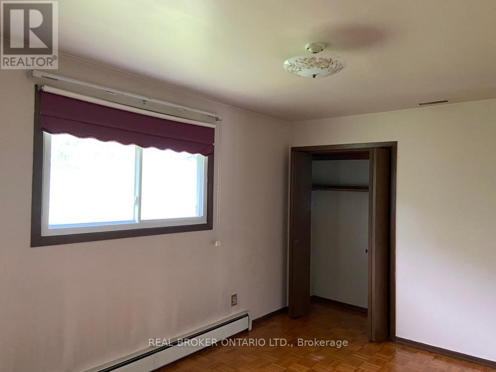 260 Bruce Street, Brantford, Ontario N3S 4Z9 - Photo 4 - X12993220