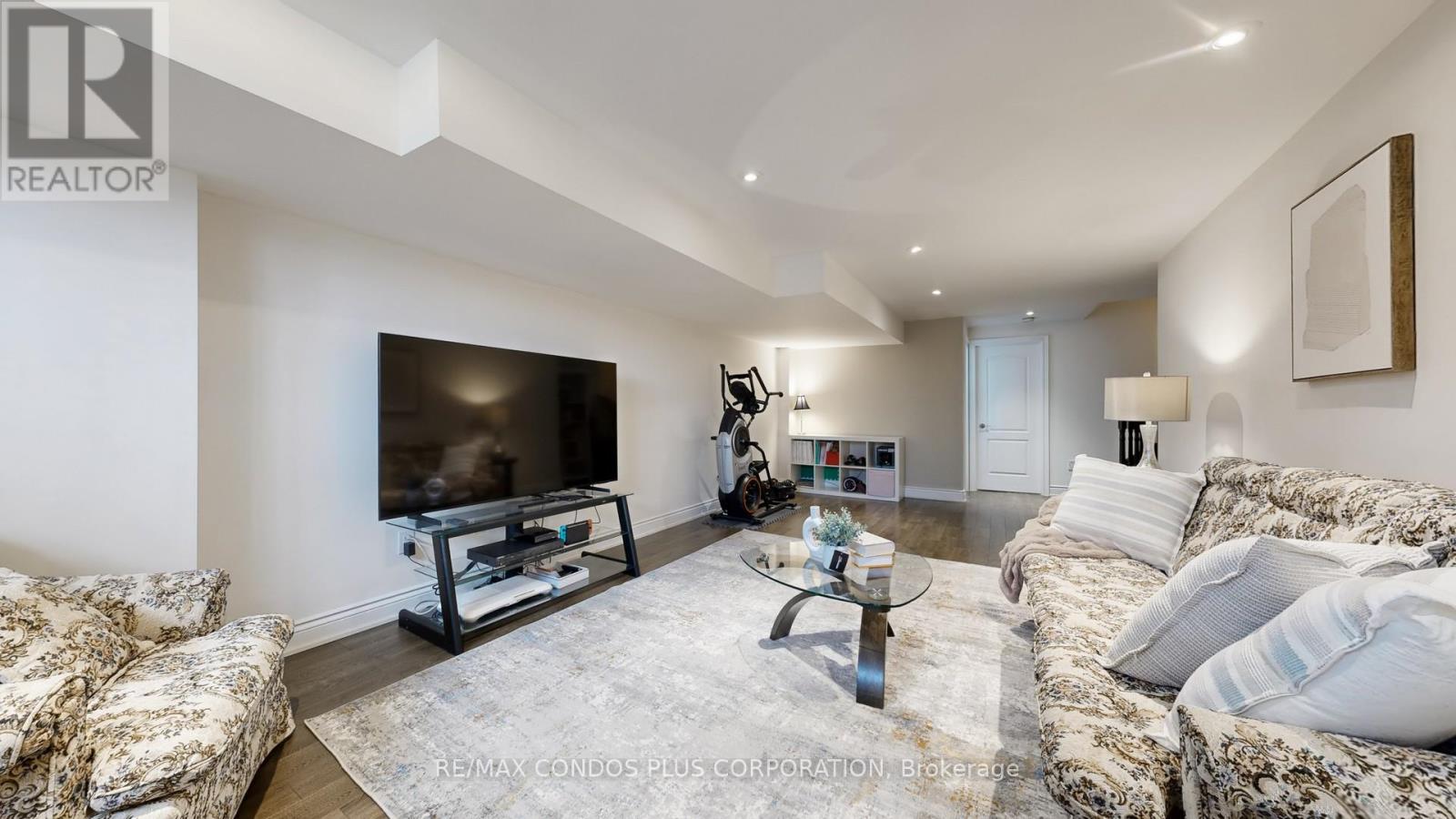 22 - 8777 Dufferin Street, Vaughan, Ontario  L4J 8W3 - Photo 38 - N12992548