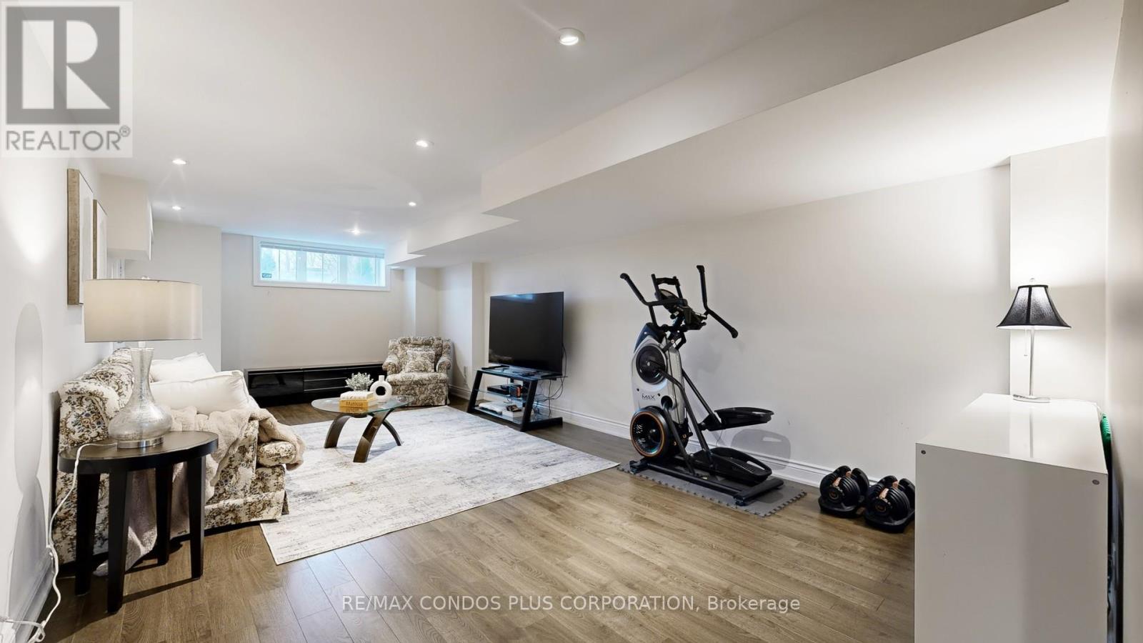 22 - 8777 Dufferin Street, Vaughan, Ontario  L4J 8W3 - Photo 35 - N12992548