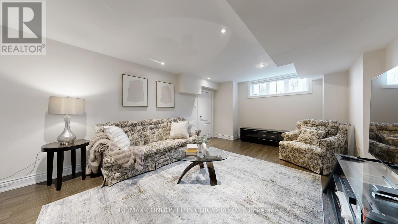 22 - 8777 Dufferin Street, Vaughan, Ontario  L4J 8W3 - Photo 37 - N12992548