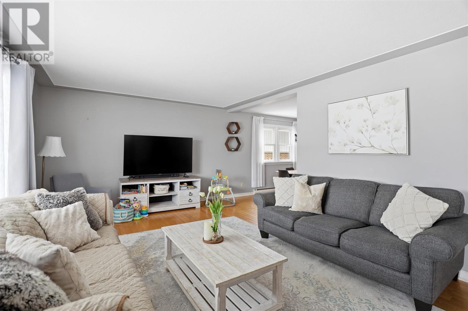 86 Nicolas Ave, Sault Ste. Marie, Ontario  P6A 4E4 - Photo 4 - SM260686