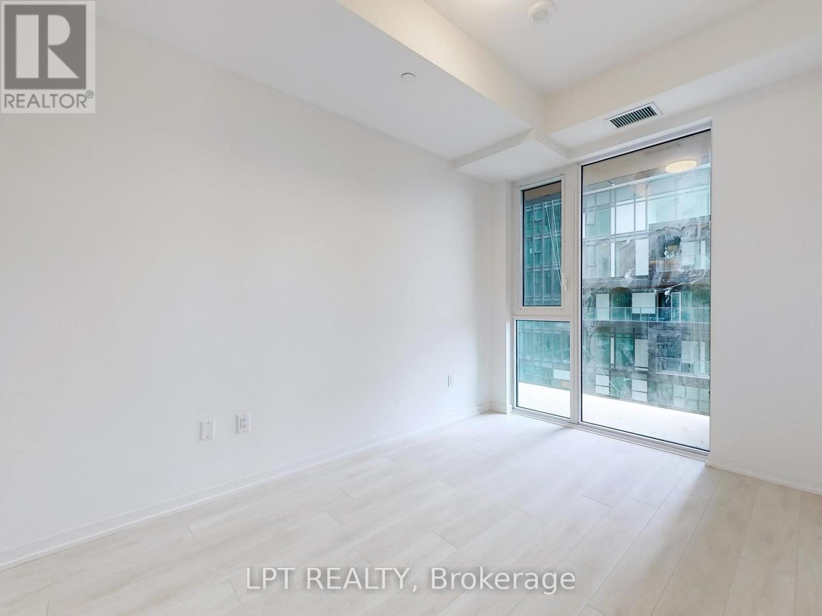 501a - 1285 Dupont Street, Toronto, Ontario  M6H 0E5 - Photo 10 - W12889458