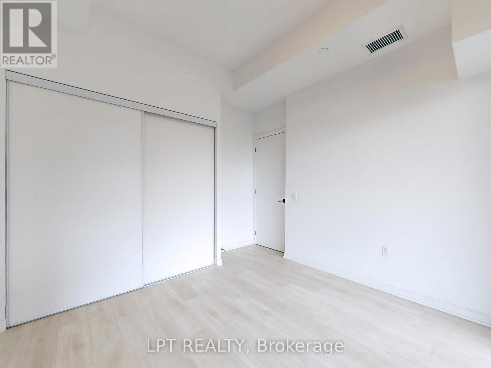 501a - 1285 Dupont Street, Toronto, Ontario  M6H 0E5 - Photo 18 - W12889458