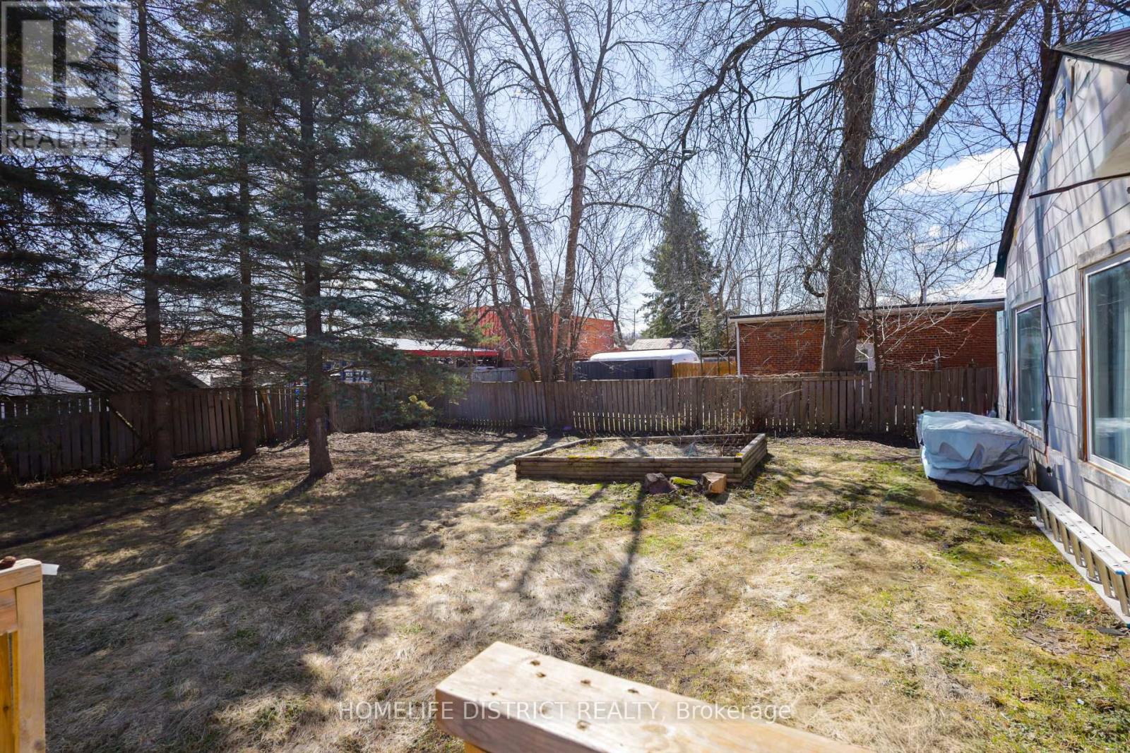 3391 Muskoka Street, Severn, Ontario  L0K 2B0 - Photo 25 - S12904874