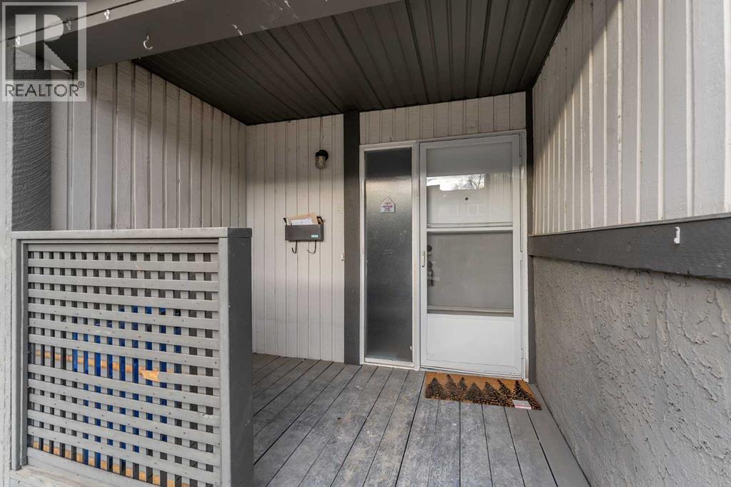 104, 7172 Coach Hill Road SW, Calgary, Alberta  T3H 1C8 - Photo 3 - A2295099