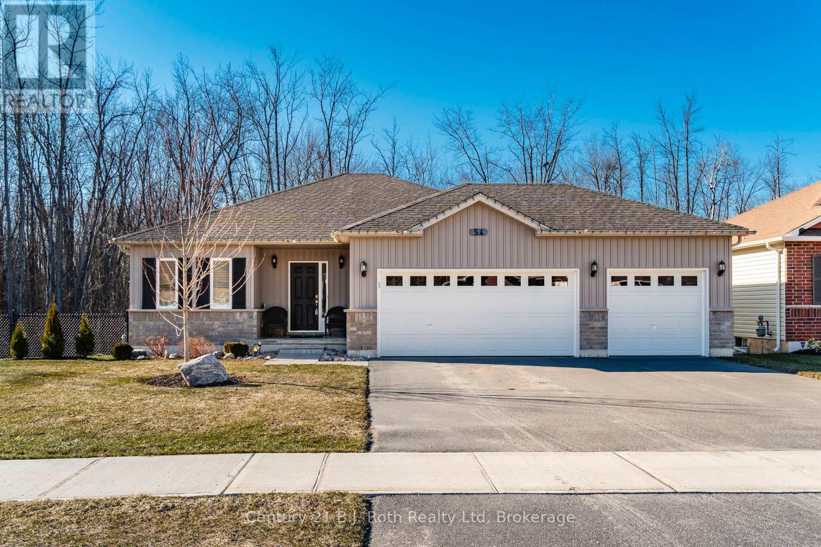 54 RALPH DALTON BOULEVARD, Tay, Ontario