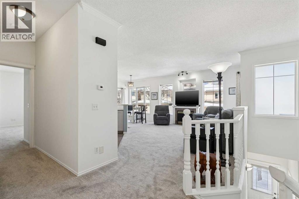 40 Edgeridge Terrace Nw, Calgary, Alberta  T3A 6C2 - Photo 10 - A2299169