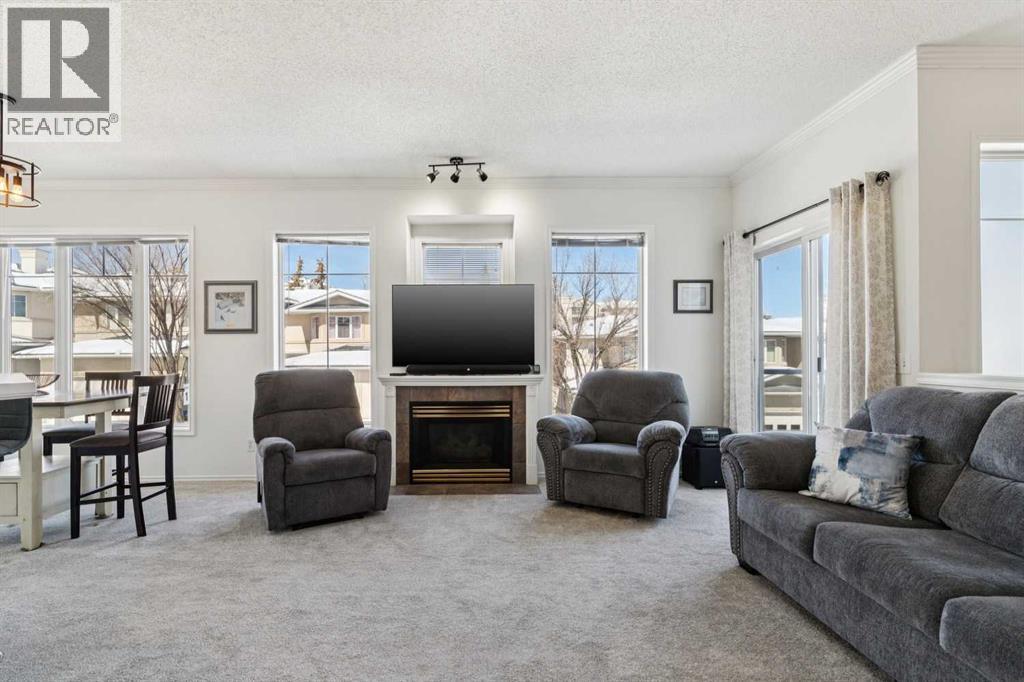 40 Edgeridge Terrace Nw, Calgary, Alberta  T3A 6C2 - Photo 9 - A2299169