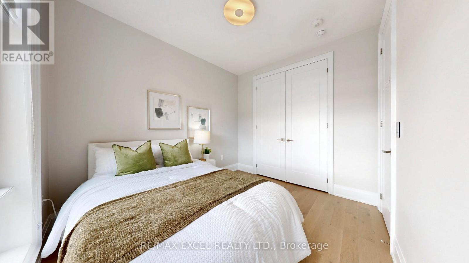 74 Tempel Street, Richmond Hill, Ontario  L4E 1K6 - Photo 26 - N12973410